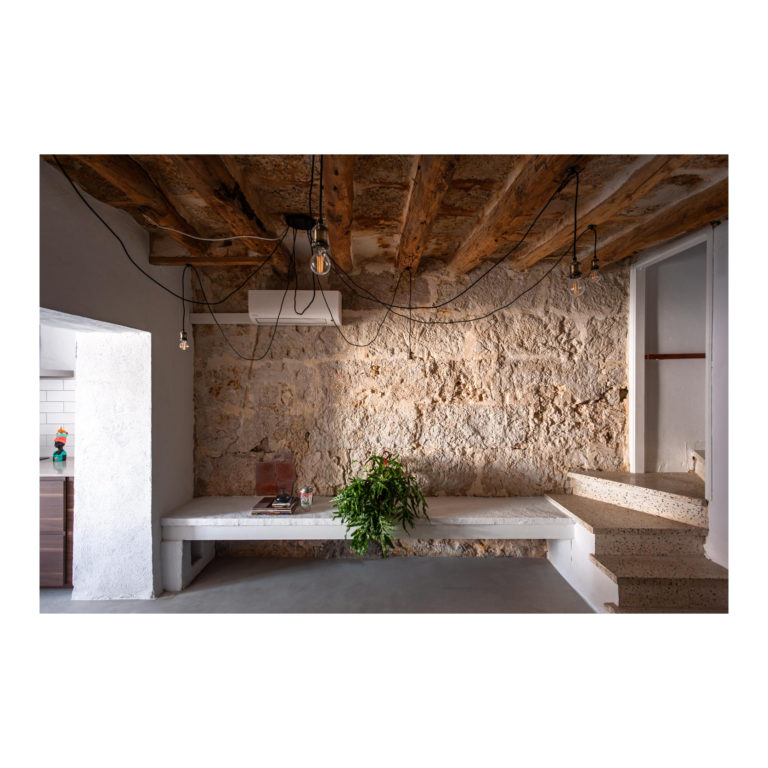 Proyecto reforma integral casa EstudioTInto - Diseño proyectos arquitectura - salón reforma integral casa entre medianeras Bañolas Gerona
